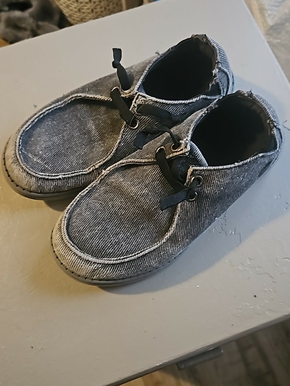 Casual Slip-On Denim Look Sneakers - Gray- Boys Size 1.5 - Sketchers